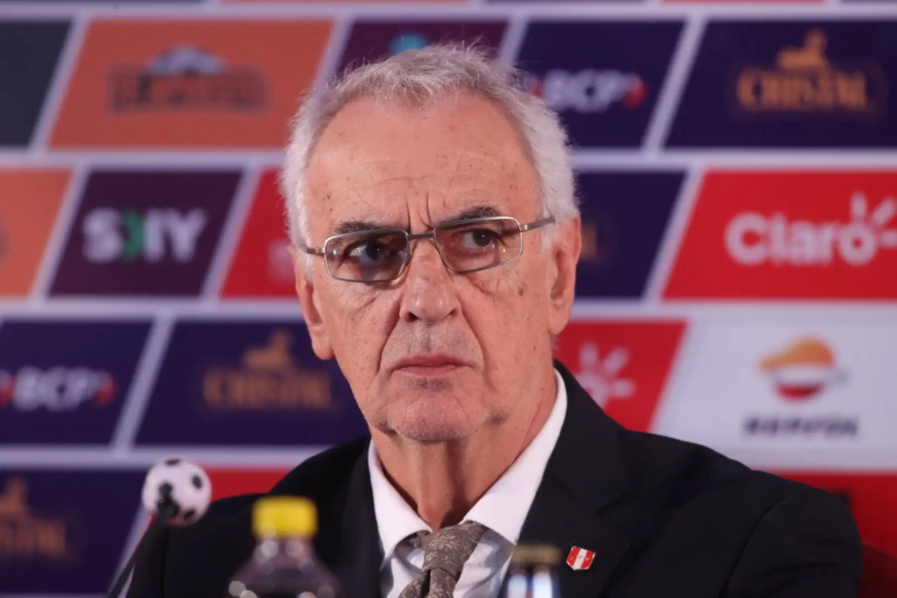 Jorge Fosatti fue presentado oficialmente como DT de la selección peruana de fútbol. El estratega uruguayo, de 71 años, anunció que buscará a los mejores elementos que juegan en la Liga 1 para integrarlos al trabajo. Foto: ANDINA/ Juan Carlos Guzmán