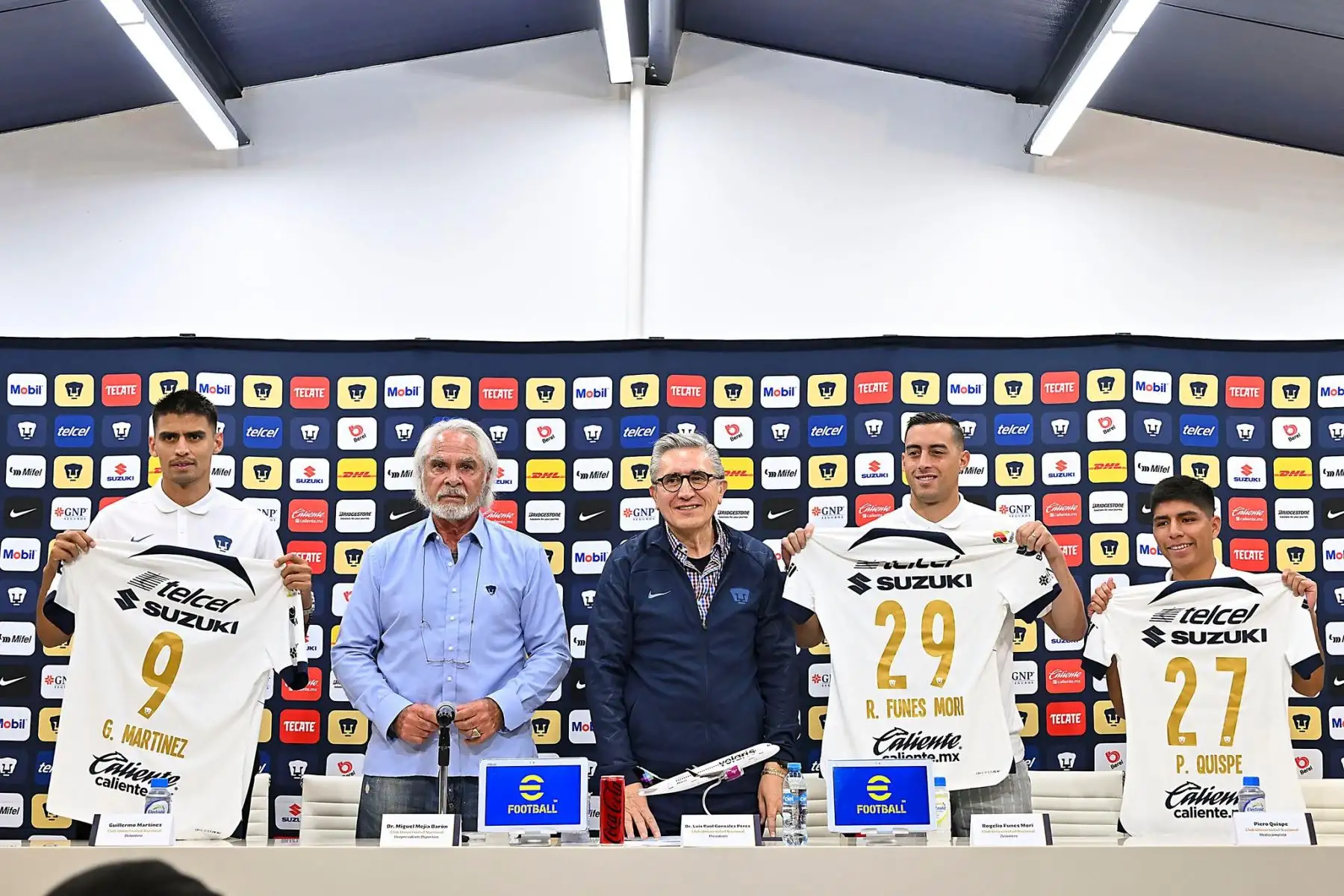Piero Quispe  es presentado oficialmente en los Pumas de la UNAM Foto: Pumas MX