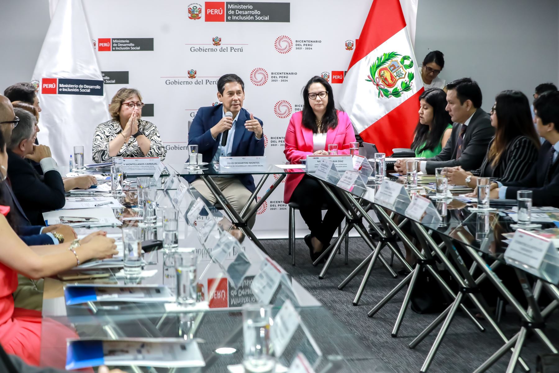 Ministro Julio Demartini lideró primera sesión de 2024 de la comisión multisectorial de desarrollo e inclusión social. Foto: MIDIS/Difusión.