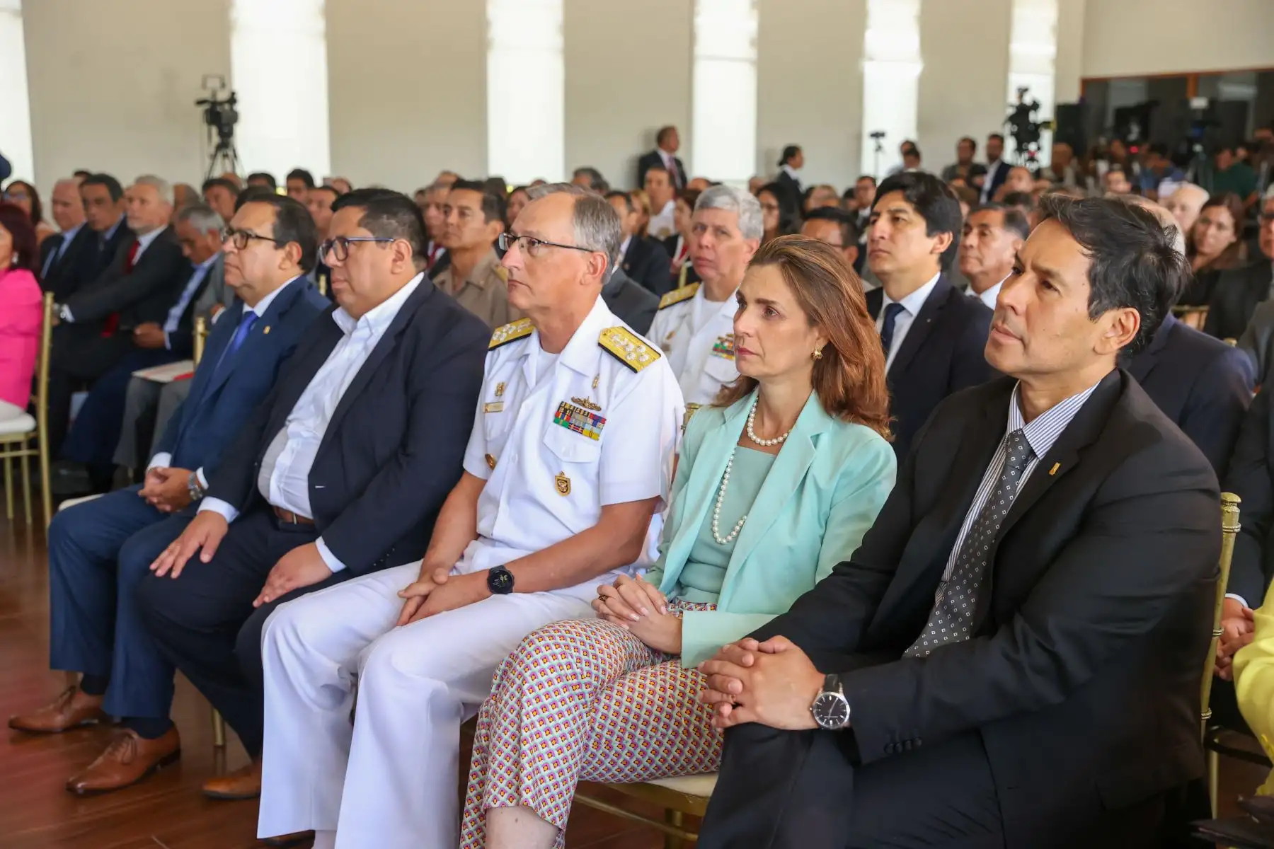 La presidenta de la república, Dina Boluarte, participa en la clausura del evento denominado Hub Portuario Chancay - Callao 2024: “Foro sobre el Megapuerto de Chancay para el Fortalecimiento de la Industria Naval en el Perú”.
Foto: ANDINA/Prensa Presidencia