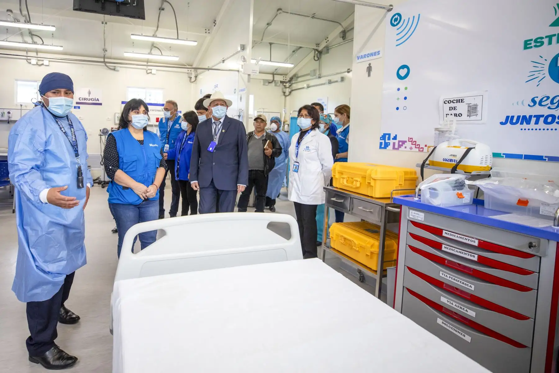 La presidenta ejecutiva de EsSalud, doctora María Elena Aguilar Del Águila, anunció el fortalecimiento de los servicios de salud ante la llegada del Fenómeno El Niño, al señalar que se ha reforzado la infraestructura hospitalaria y se ha dispuesto la dotación del personal médico necesario para atender a pacientes que resulten afectados.
Foto: ANDINA/EsSalud