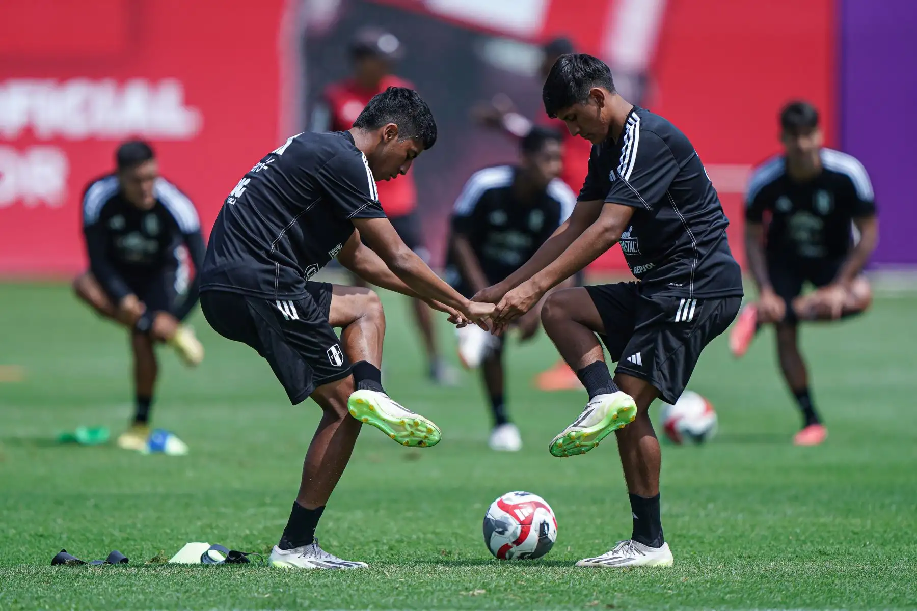 Entrenamiento de la selección peruana de fútbol Sub-23 en la Videna.
  Foto:ANDINA/FPF
