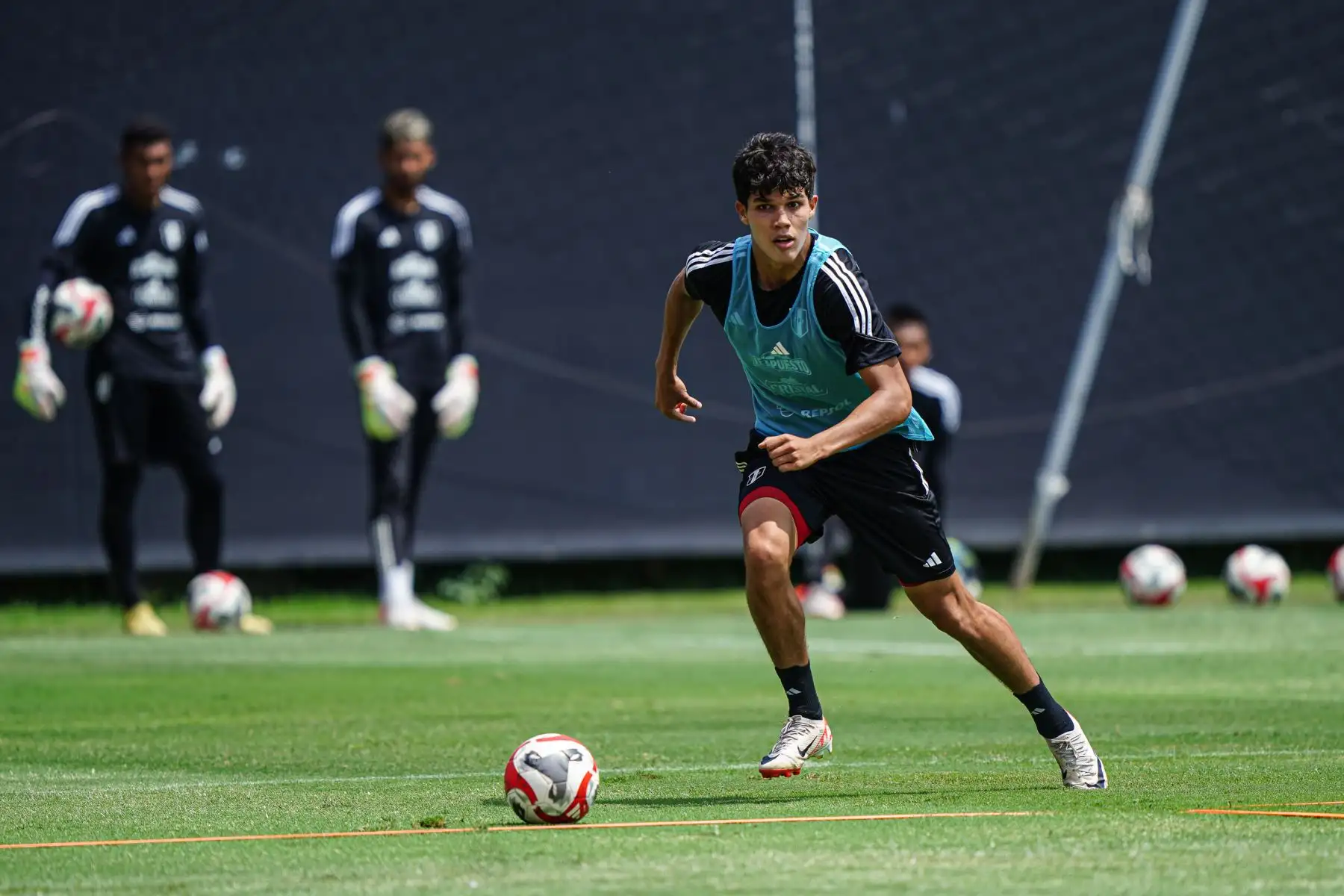 Entrenamiento de la selección peruana de fútbol Sub-23 en la Videna.
  Foto:ANDINA/FPF