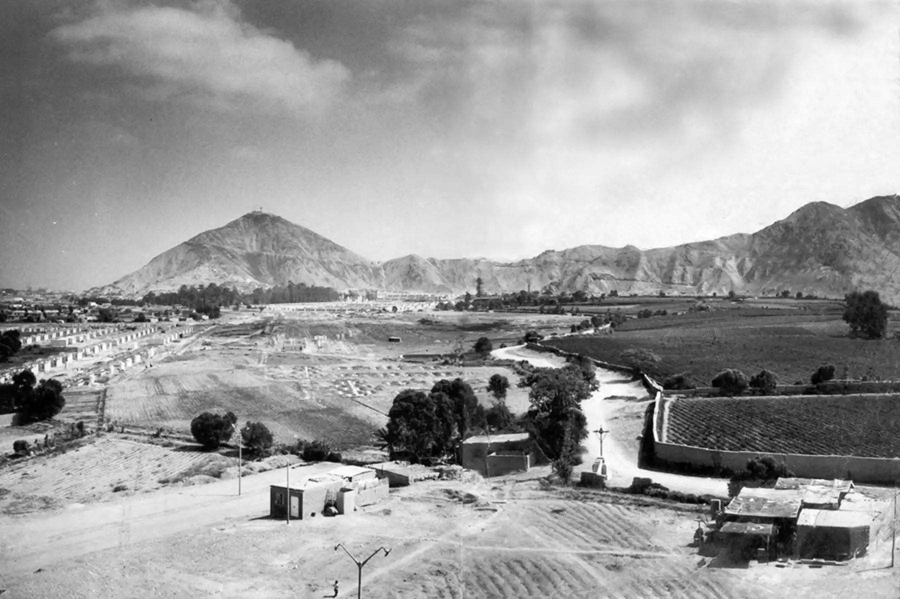 Vista de las antiguas haciendas de San Juan de Lurigancho a mediados del siglo XX. Foto: Instituto Cultural Ruricancho
