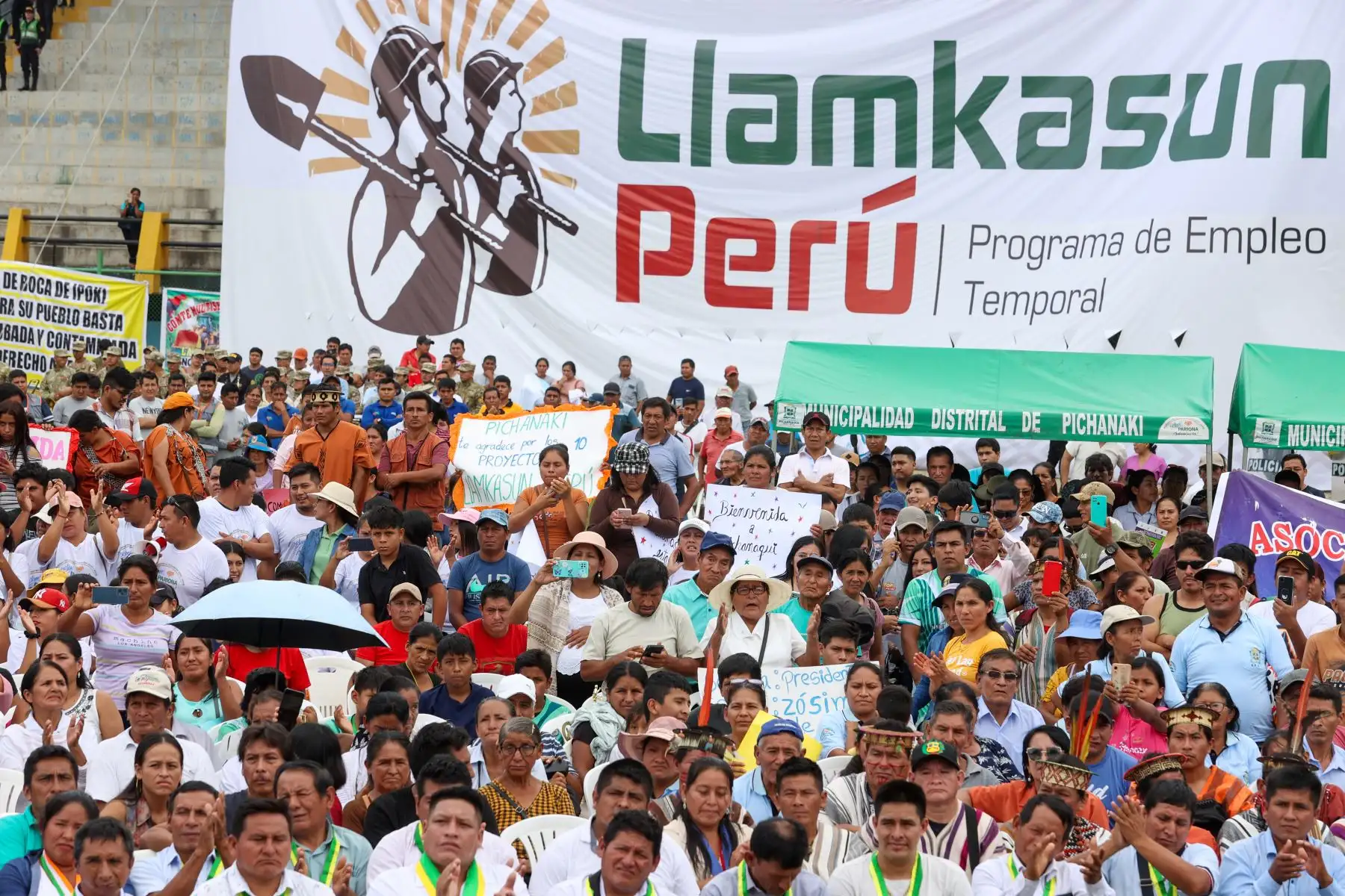 La presidenta de la república, Dina Boluarte, participó en la ceremonia de presentación de resultados del programa Llamkasun Perú en el distrito de Pichanaqui, en la región Junín
Foto: ANDINA/Prensa Presidencia