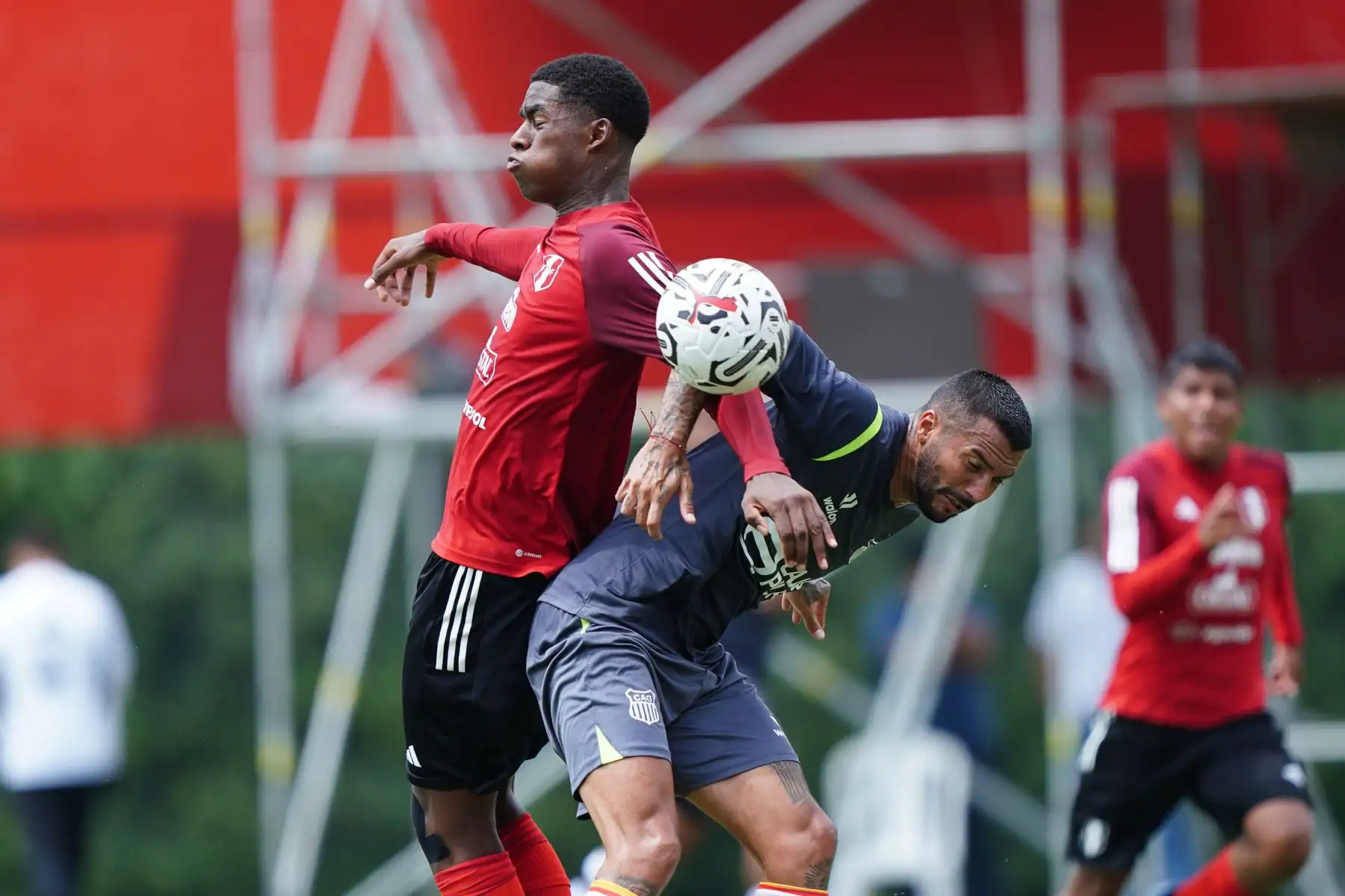 Partido de práctica jugado hoy entre la selección peruana de fútbol Sub 23 contra el  Atlético Grau. El encuentro terminó igualado sin goles.Foto: FPF