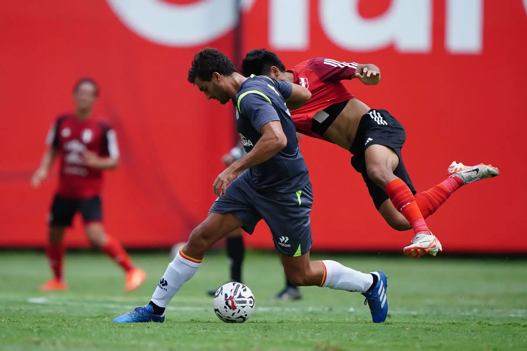 Partido de práctica jugado hoy entre la selección peruana de fútbol Sub 23 contra el  Atlético Grau. El encuentro terminó igualado sin goles.Foto: FPF