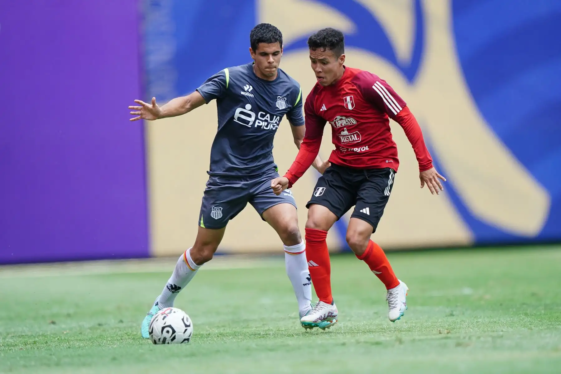 Partido de práctica jugado hoy entre la selección peruana de fútbol Sub 23 contra el  Atlético Grau. El encuentro terminó igualado sin goles.Foto: FPF