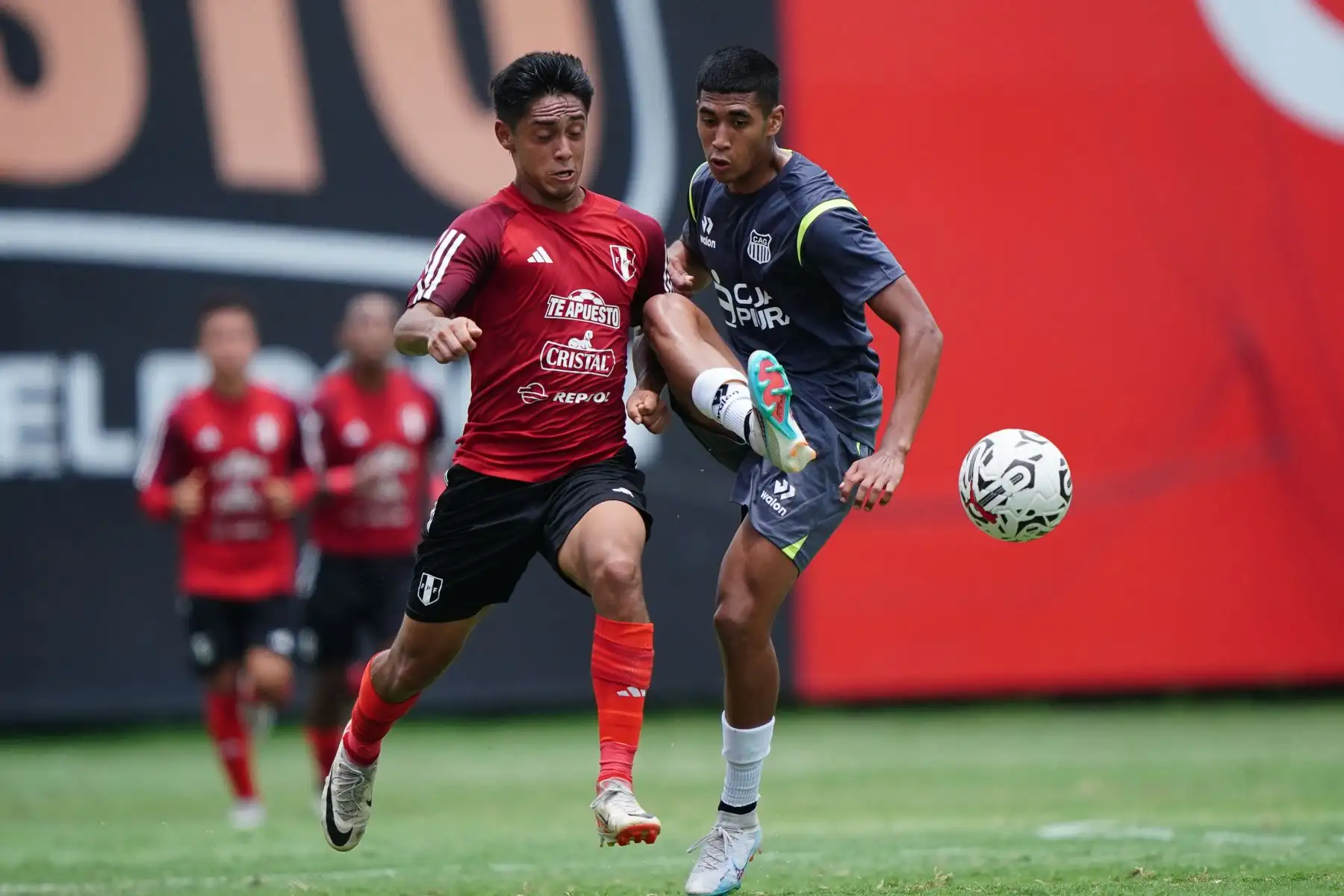 Partido de práctica jugado hoy entre la selección peruana de fútbol Sub 23 contra el  Atlético Grau. El encuentro terminó igualado sin goles.Foto: FPF