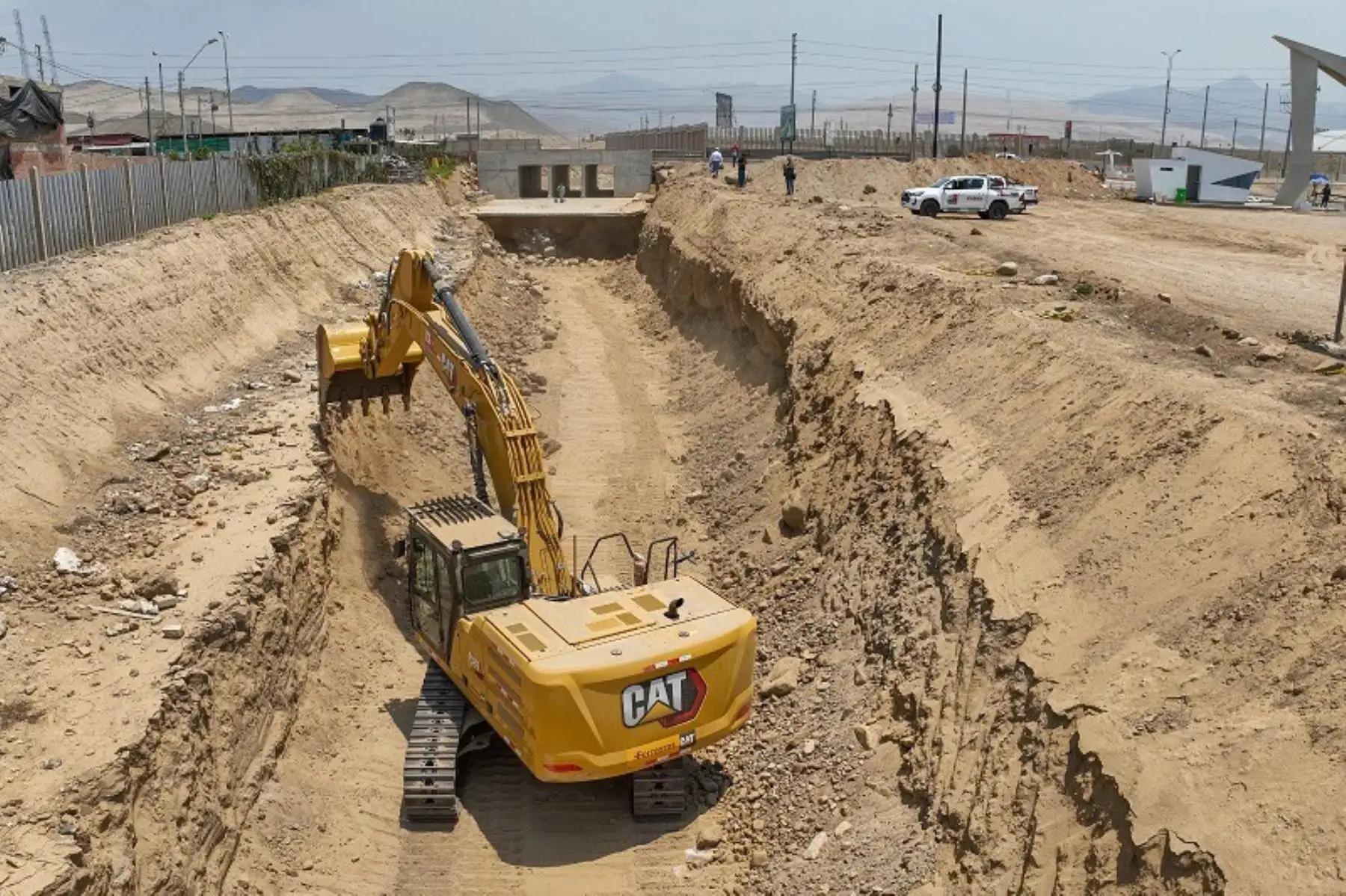 Las intervenciones se realizan en la quebrada Cruz de Hueso, a lo largo de 1.8 kilómetros, que beneficiarán a 2200 pobladores. Luego se iniciarán los trabajos en el segundo tramo de esta misma quebrada. Foto: ANDINA/ Difusión