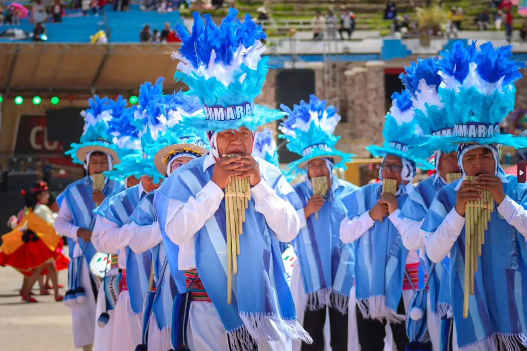 El lanzamiento oficial de los carnavales de Juliaca 2024, se realizó hoy en el anfiteatro del Cerro Huayna Roque. El evento contó con la participación de diversas agrupaciones afiliadas a la Federación de Arte y Cultura (FAC) de Juliaca, quienes, ataviadas con trajes de luces, originarios mostraron la riqueza cultural de la región.
Foto: ANDINA/ Difusión