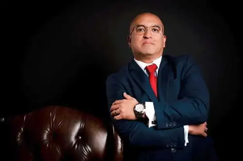 El peruano Fernando Torres dejó todo en el Perú para iniciar desde cero una nueva vida en Canadá. Hoy es consultor de inmigración y dirige su propia agencia especializada.