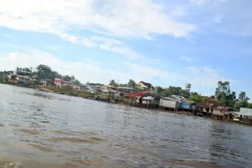 El progenitor asesinado la mañana del último domingo fue identificado como Welinton Rodríguez Soplín, de 27 años.