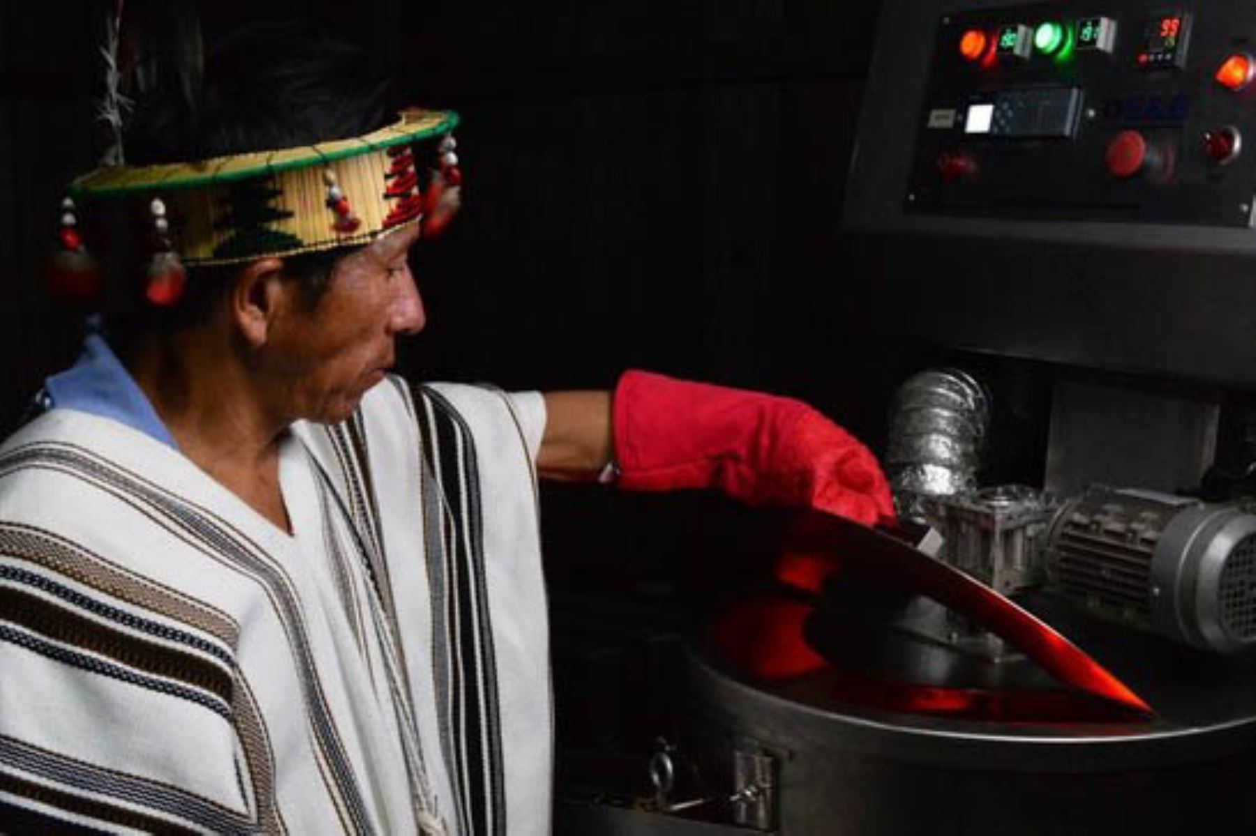 Catorce comunidades nativas en Amazonas, San Martín, Ucayali, Junín y Cusco impulsan la producción de café libre de deforestación. Foto: ANDINA/Minam
