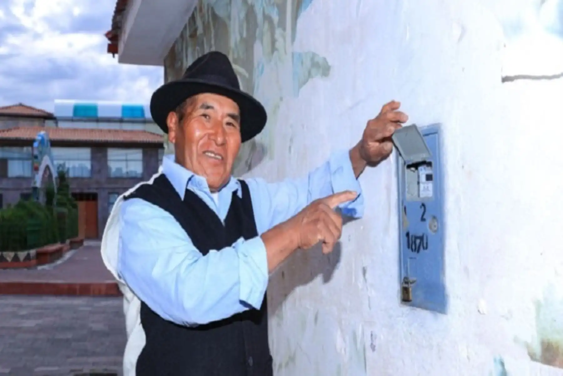 Hasta el momento, más de 23,000 familias pueden tener luz en casa y una vida digna y de calidad, gracias al programa Electricidad al Toque.