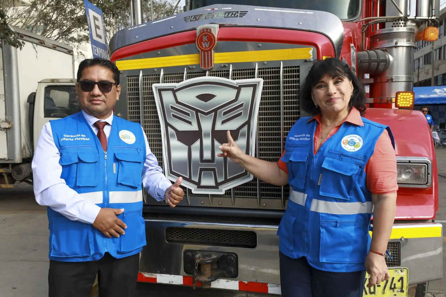 Ante la llegada del fenómeno El Niño y sus efectos en la población, el Seguro Social de Salud (EsSalud) enviará una brigada de médicos de Hospital Perú como contingencia, junto con 3 tráileres cargados con todo lo necesario para atender a las provincias que se verán afectadas por este recurrente evento natural.

Foto: ANDINA/Difusión