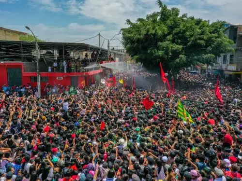 Con el tradicional "manguerazo", el distrito piurano de Catacaos dará inicio este sábado 20 de enero a los festejos por el Carnaval 2024. ANDINA/Difusión
