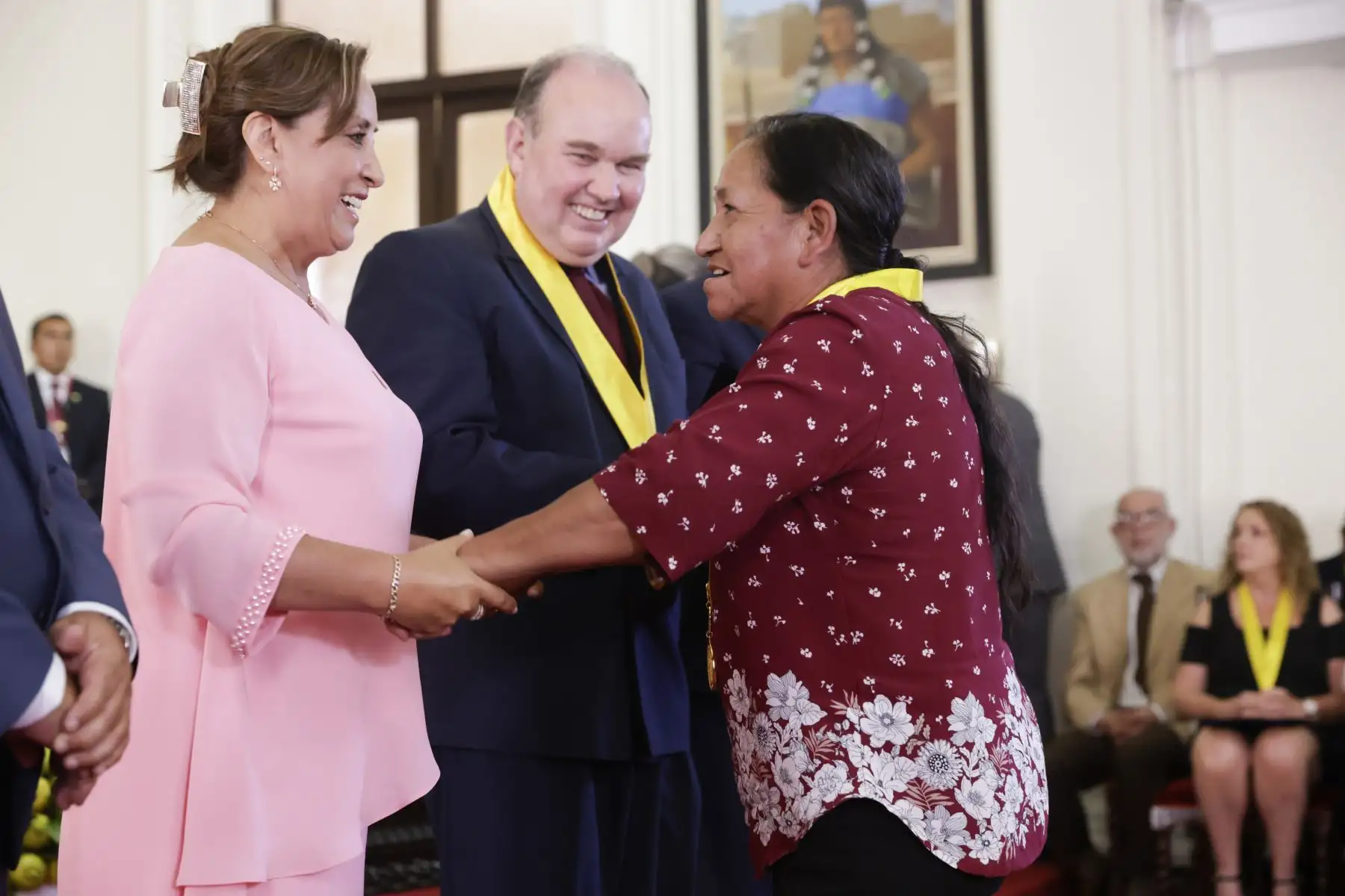 La presidenta Dina Ercilia Boluarte Zegarra, acompañada por el alcalde de Lima, Rafael López Aliaga, participó en la sesión solemne del Concejo Municipal de Lima Metropolitana realizada en conmemoración del aniversario de la fundación española de la ciudad capital.
Foto: ANDINA/Presidencia Perú