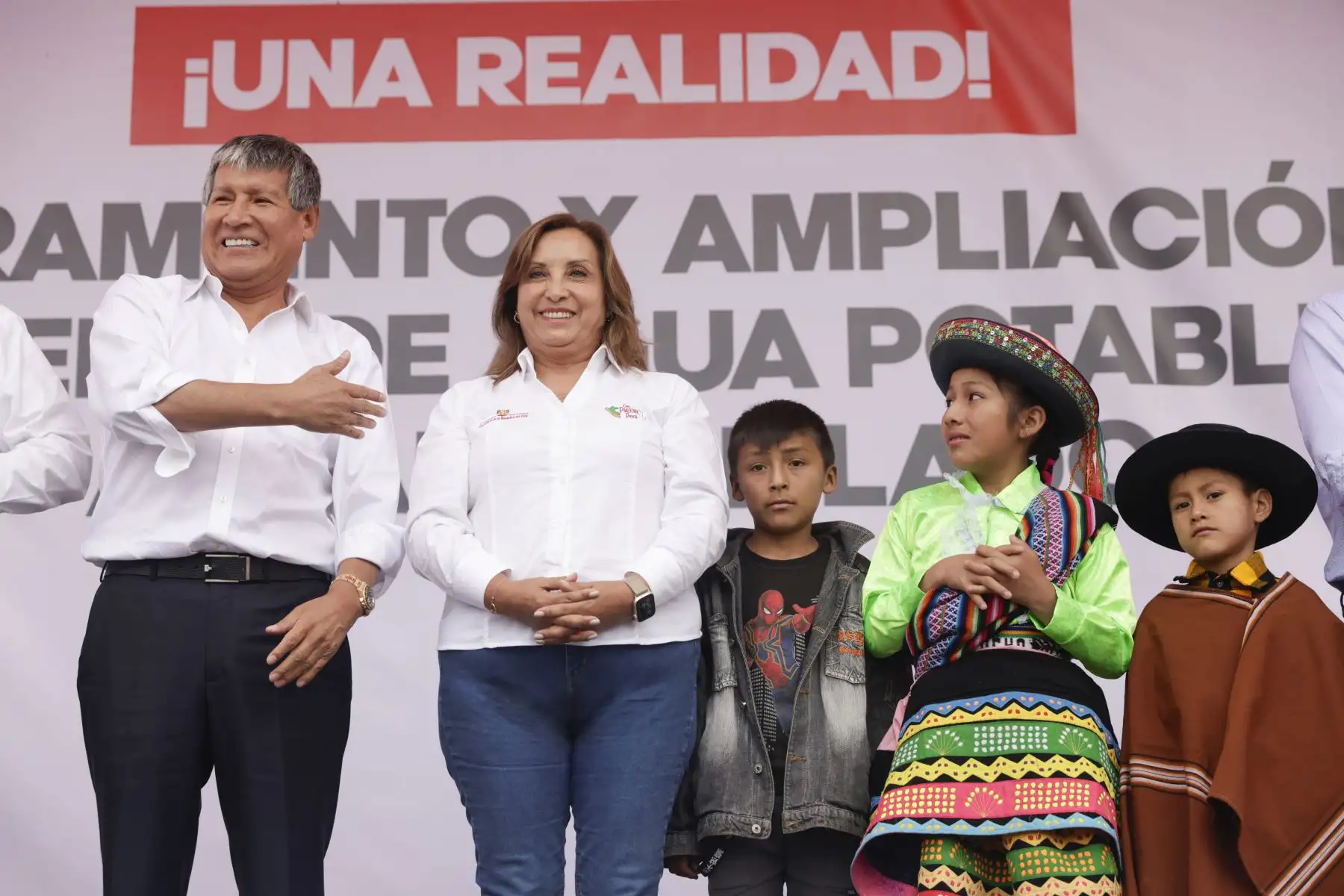 Presidenta Dina Boluarte participa del inicio de obras del mejoramiento y ampliación del sistema de agua potable y alcantarillado en el distrito de Andrés Avelino Cáceres, provincia de Huamanga en Ayacucho.
Foto: ANDINA/Prensa Presidencia