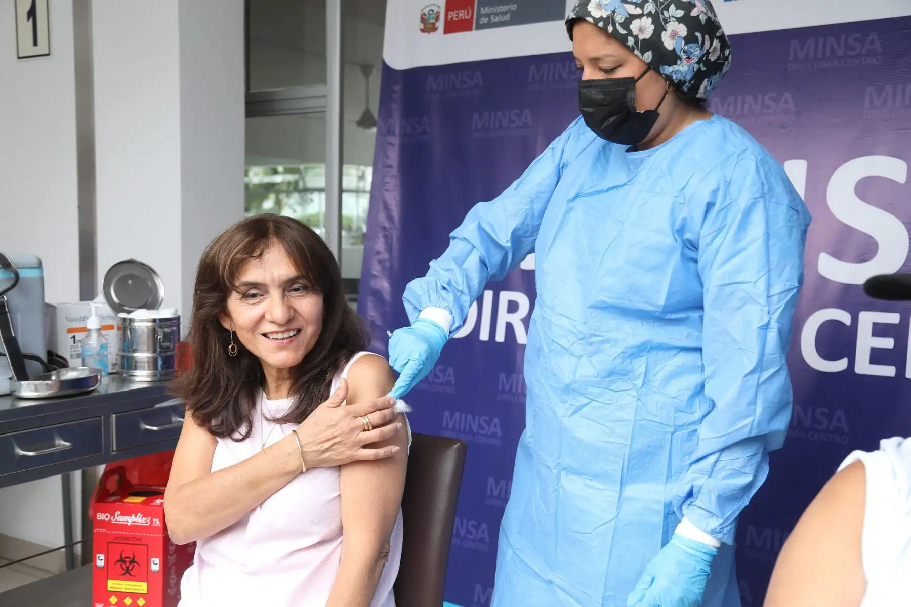 MINSA inicia campaña de vacunación para grupos de riesgo como mayores de 60 años, personal de salud, gestantes y pacientes con enfermedad crónica con la vacuna monovalente.
Foto: Minsa