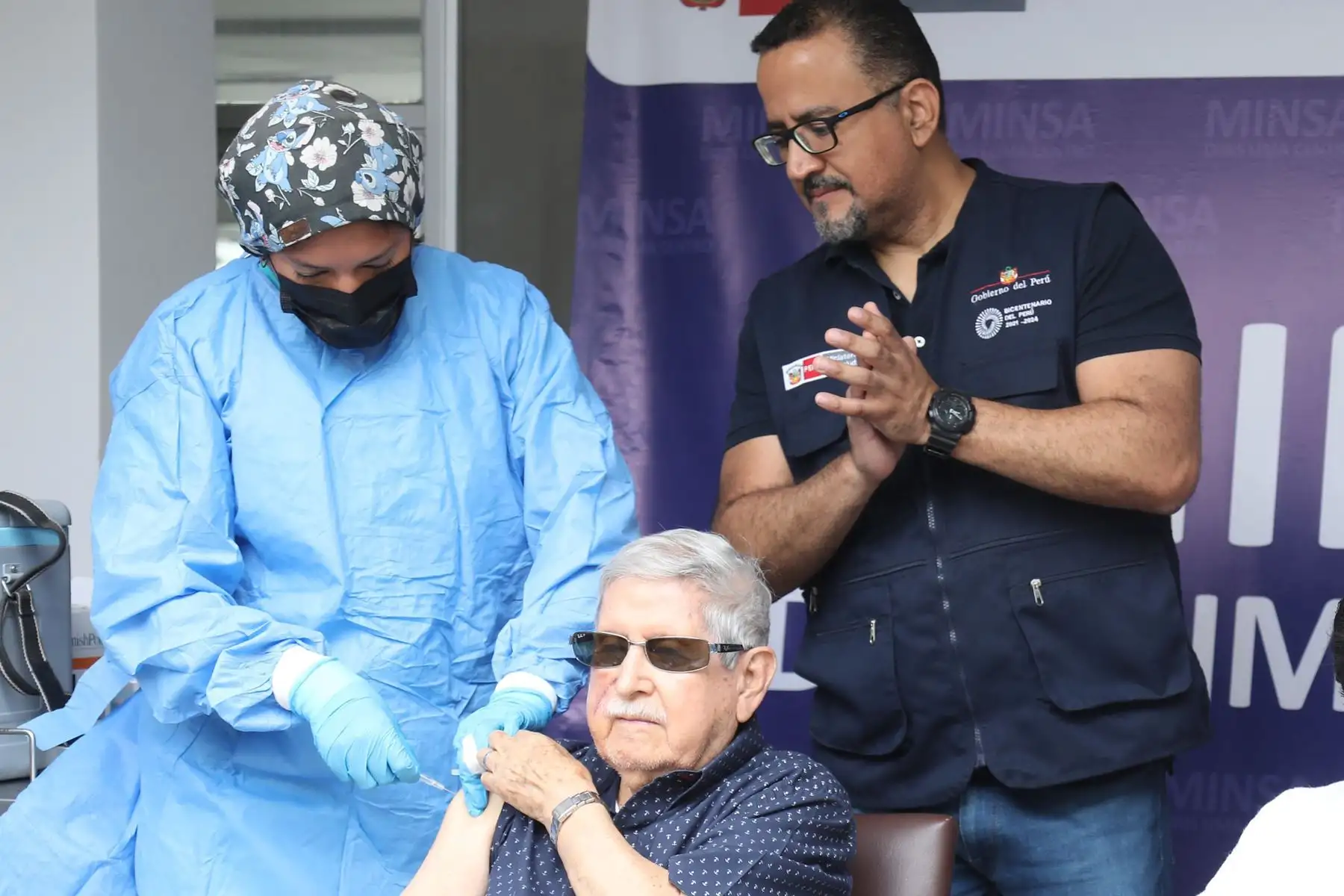 MINSA inicia campaña de vacunación para grupos de riesgo como mayores de 60 años, personal de salud, gestantes y pacientes con enfermedad crónica con la vacuna monovalente.
Foto: Minsa