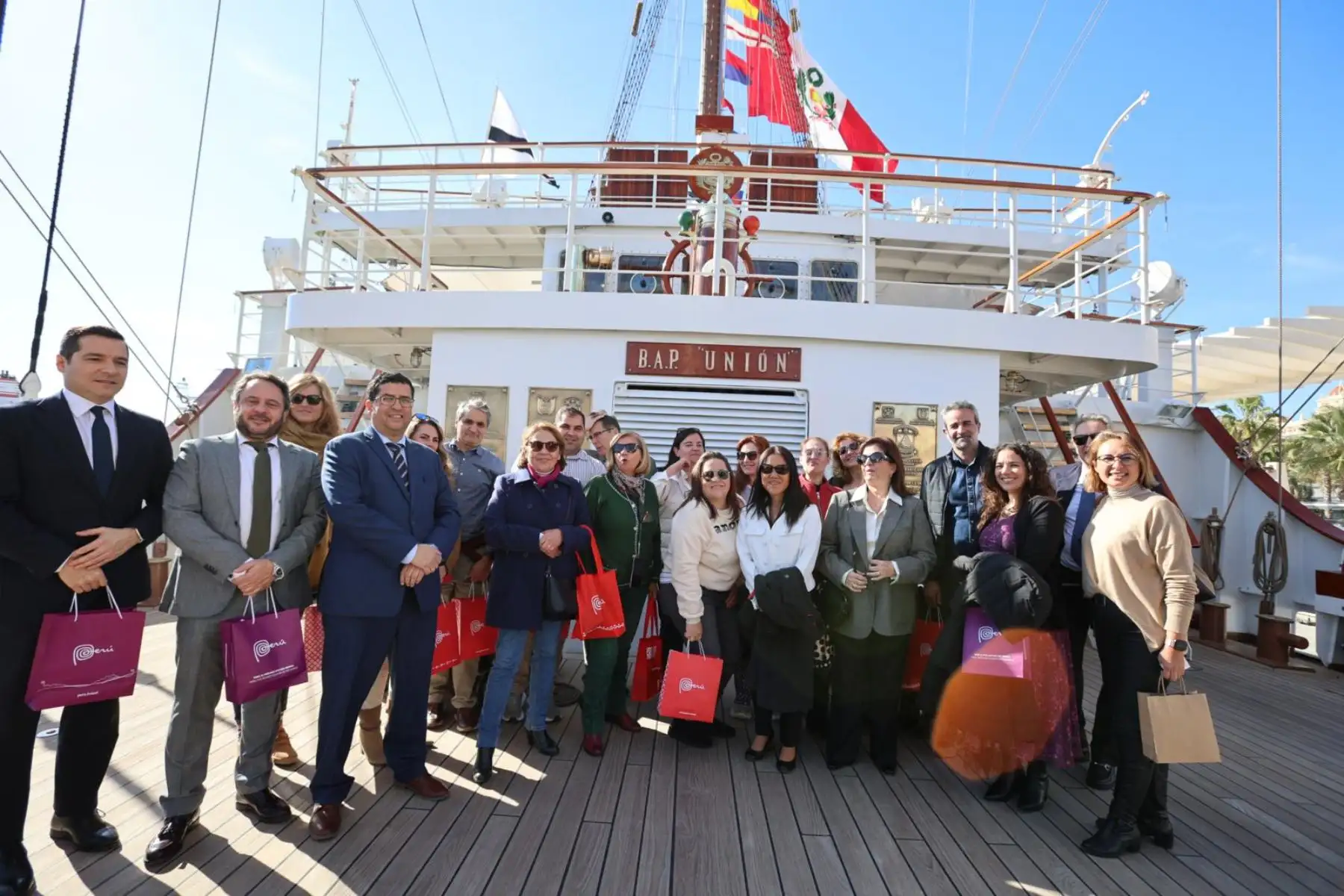 Promperú promociona nuestro país en la visita del BAP Unión. Cortesía Promperú