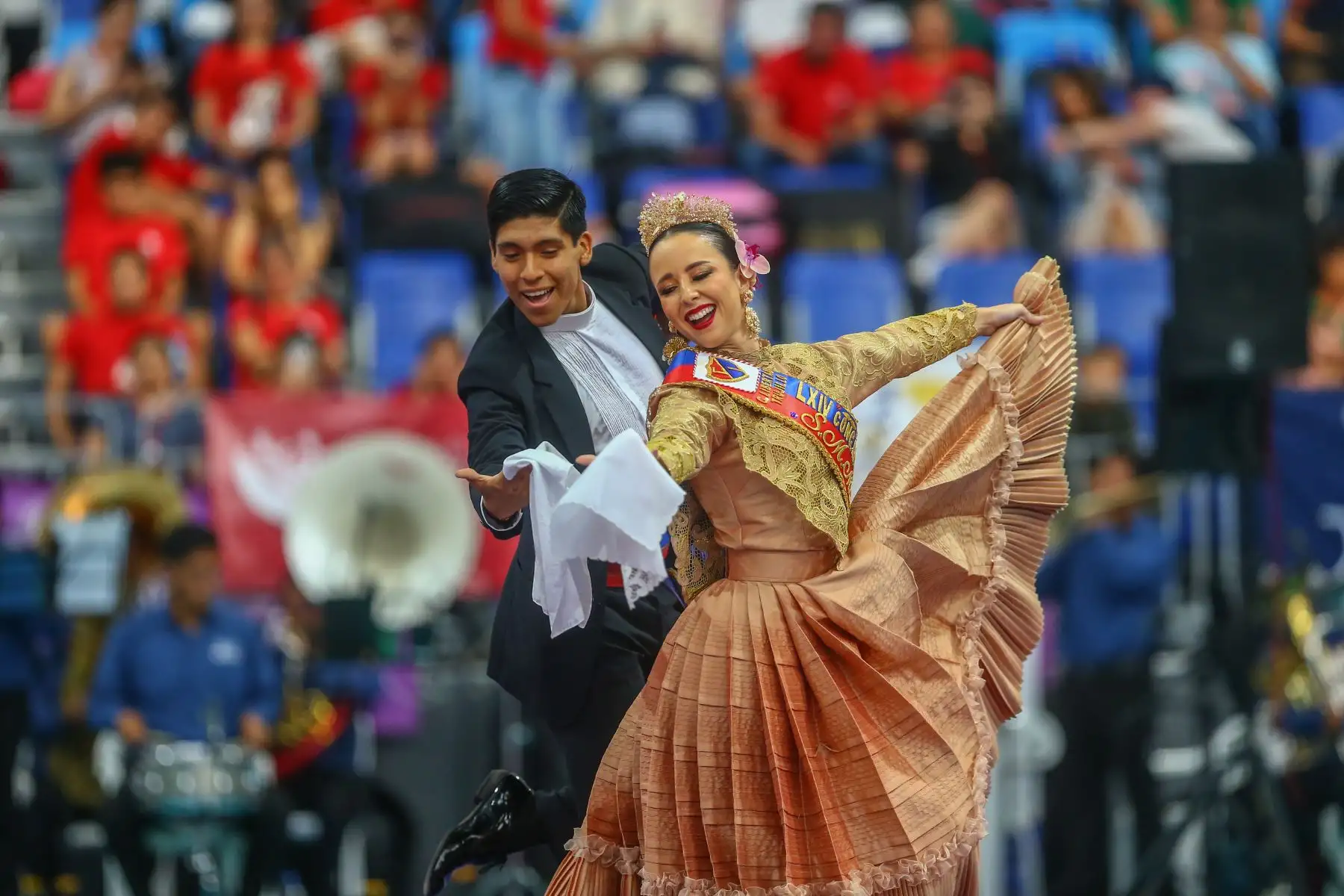 Por segundo año consecutivo, el Polideportivo del Callao es la sede del 64º Concurso Nacional de Marinera 2024 que se desarrollará del 22 al 28 de enero, con el objetivo de atraer a más de 1.500 parejas de baile de todo el Perú y el exterior.
Foto: ANDINA/Eddy Ramos