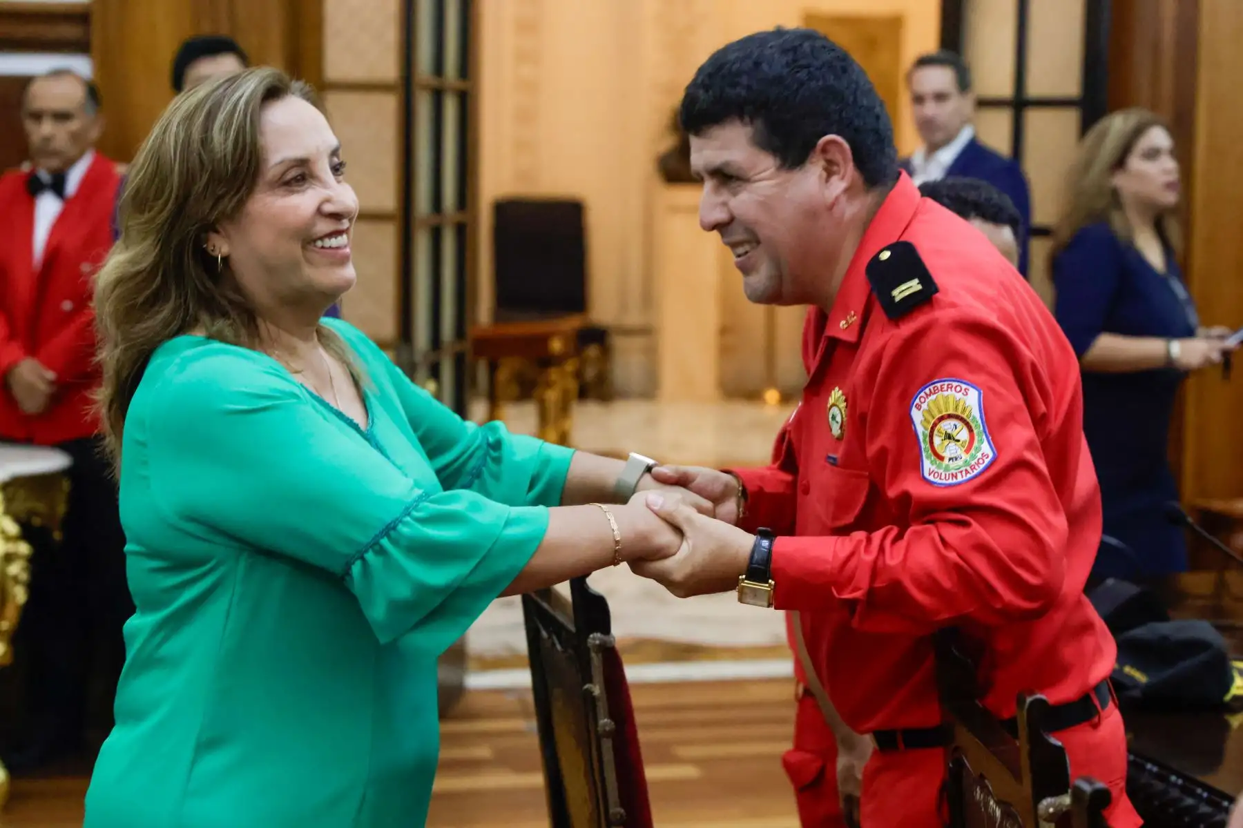 Presidenta de la república, Dina Boluarte, sostuvo una reunión con la alta dirección del Cuerpo General de Bomberos Voluntarios del Perú
Foto: ANDINA/Prensa Presidencia
