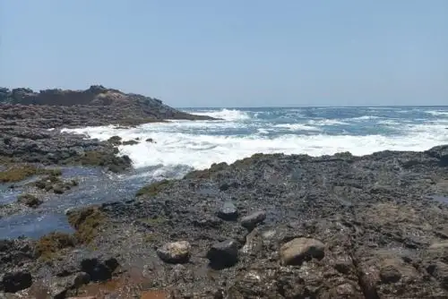 El Indeci recomienda a la población aplicarse bloqueador y protector solar si va a exponerse prolongadamente a la radiación solar.