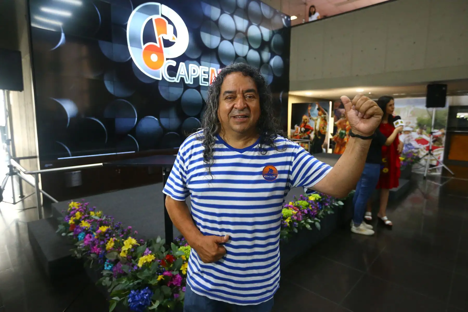 La Cámara Peruana de la Música CAPE MÚSICA, realiza  la conferencia de prensa  donde anuncia   la primera edición de los “PREMIOS CAPEMÚSICA 2024” que distinguirá a destacados personajes de la música hecha en el Perú: artistas, compositores y productores fonográficos. En la imagen, el cantante Sixto Ayvar del grupo Alborada. 
Foto: ANDINA/ Eddy Ramos