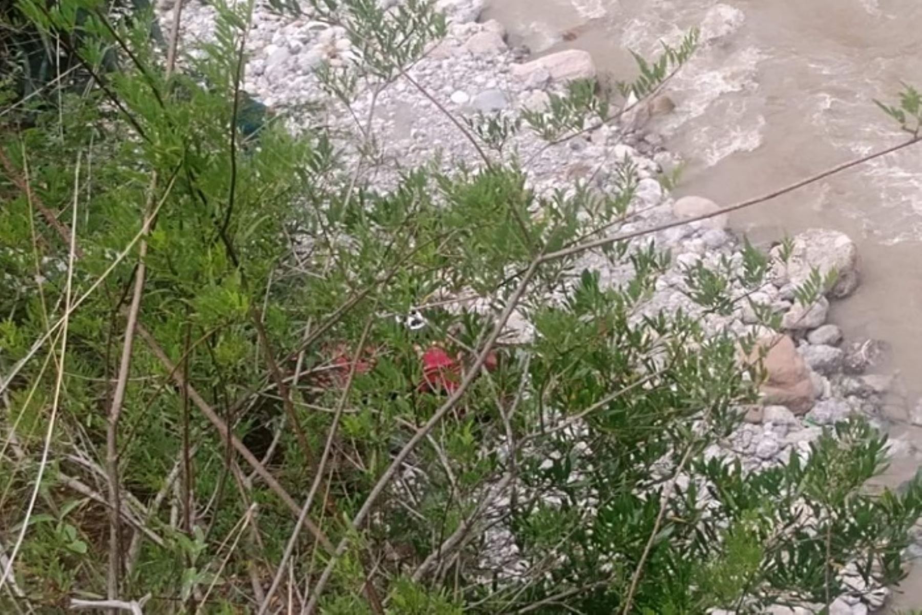 Un huaico arrasó con cerca de tres kilómetros de hectáreas de cultivos en Huanca Sancos, región Ayacucho.