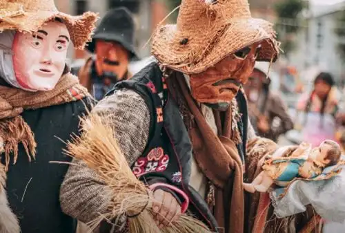 El Ministerio de Cultura declaró Patrimonio Cultural de la Nación a la danza conocida como Huayligía o Huaylegía, de las provincias de Jauja y Tarma, que constituye un baile de adoración al niño Dios o “Taita niño” en Navidad y una expresión cultural única y diversa del departamento de Junín.