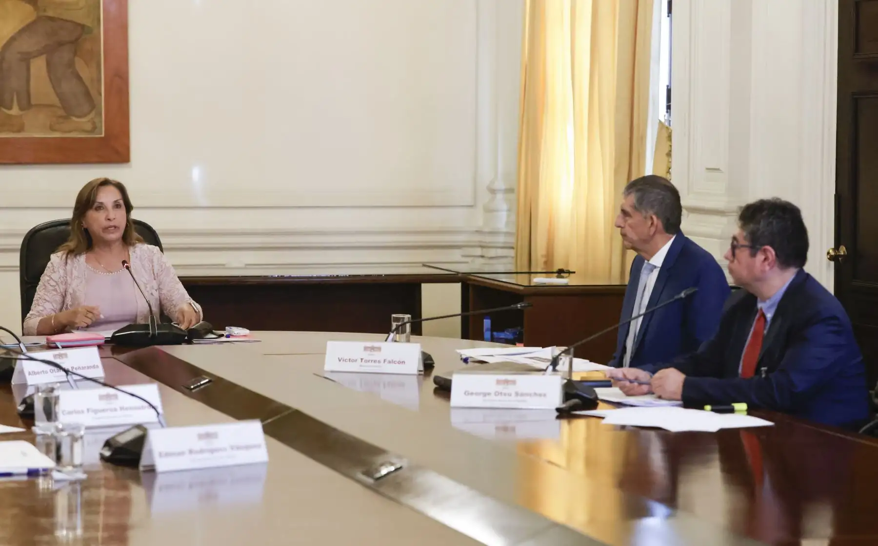 Con el firme objetivo de luchar contra la delincuencia y el crimen organizado, la presidenta Dina Boluarte lidera la primera sesión ordinaria del Consejo Nacional de Seguridad Ciudadana, CONASEC.
Foto: ANDINA/Presidencia Perú