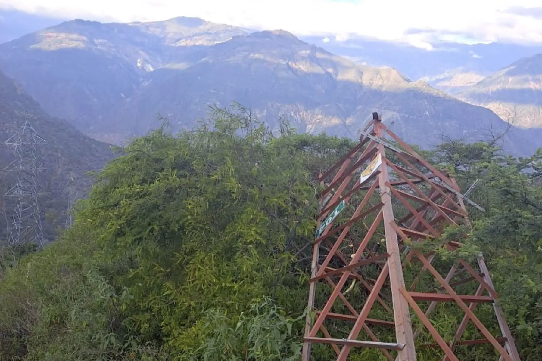 El ataque afectó la torre 5 de la sala de interconexión SE 2190, que pertenece al proyecto BEES La Morena, en Pataz. Foto: ANDINA/Difusión