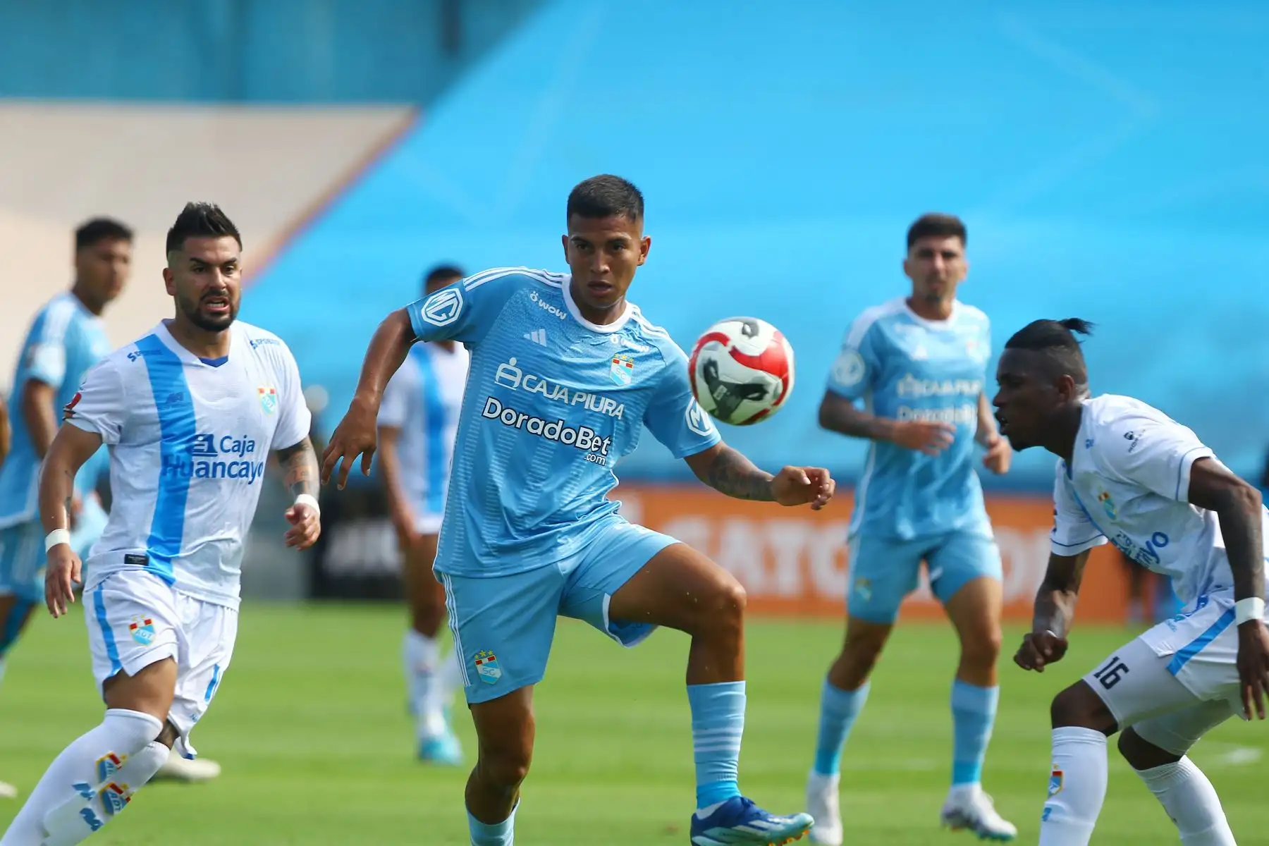 Sporting Cristal se enfrenta a  ADT por la fecha 1 de la Liga1 en el estadio Alberto Gallardo.
Foto: ANDINA/Eddy Ramos