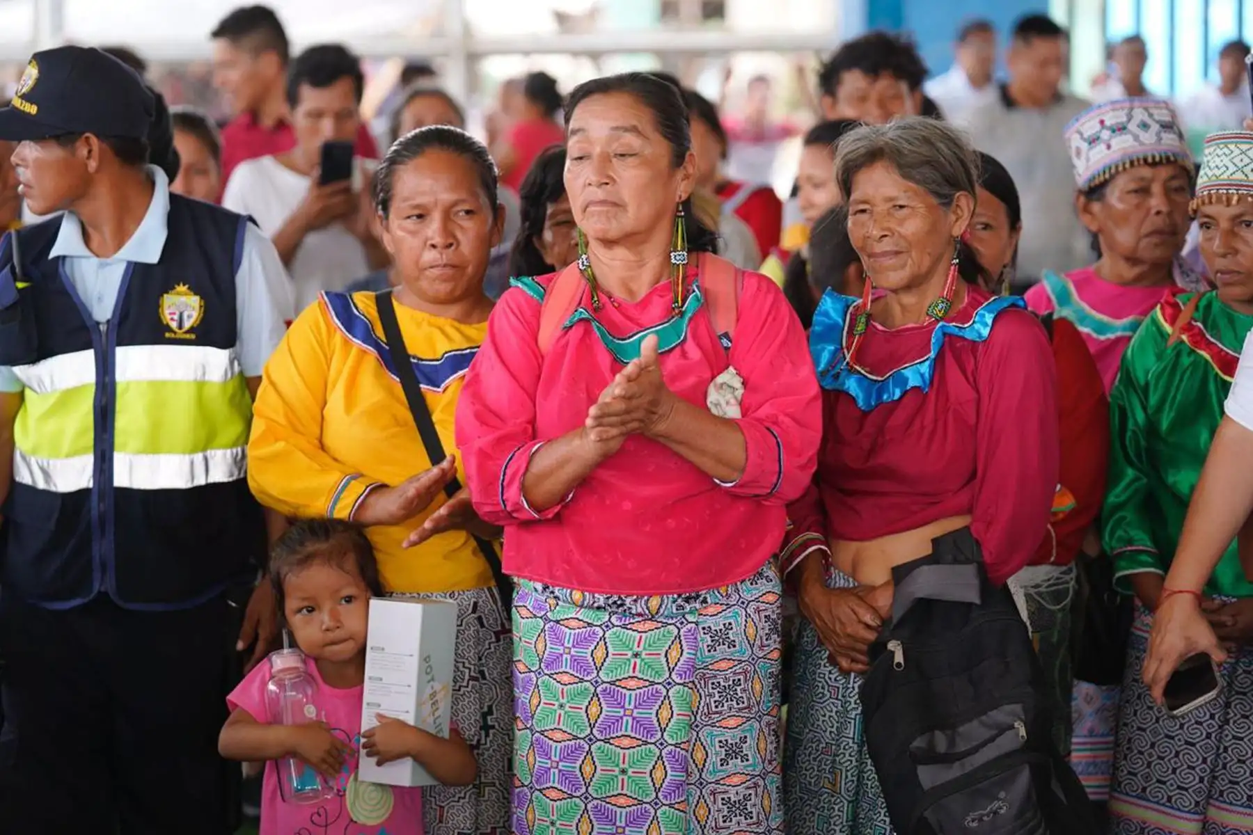 Como parte de la agenda de trabajo en Ucayali, la ministra de la Mujer y Poblaciones Vulnerables, Nancy Tolentino, realizó una visita inopinada al Centro de Acogida Residencial Ikaro Xobo en Pucallpa.
Foto: MIMP
