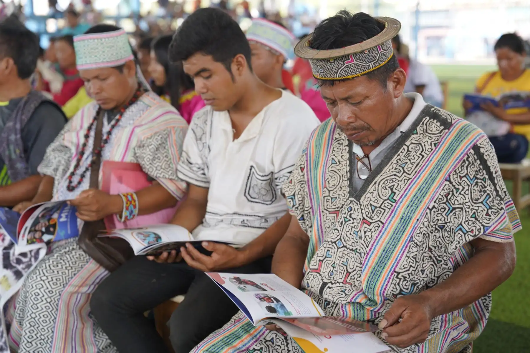 El objetivo fue conocer el trabajo de los profesionales en favor de las niñas,niños y adolescentes que se encuentran en el CAR y plantear oportunidades de mejora.
Foto: MIMP