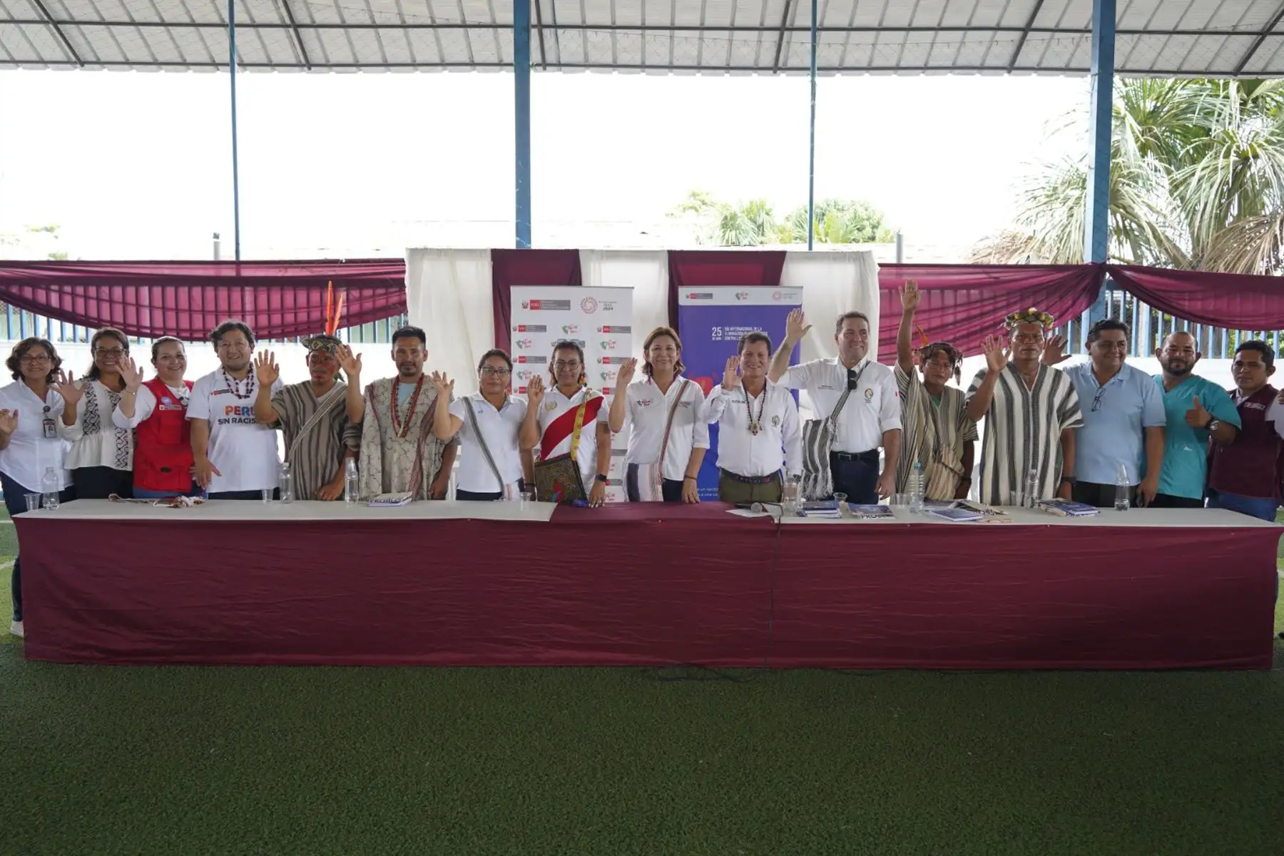 El objetivo fue conocer el trabajo de los profesionales en favor de las niñas,niños y adolescentes que se encuentran en el CAR y plantear oportunidades de mejora.
Foto: MIMP