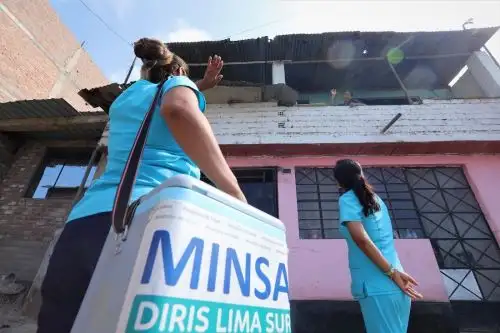 Covid-19: más de 600 brigadas de vacunación se movilizan casa por casa en Lima Metropolita. Foto: ANDINA/Difusión.
