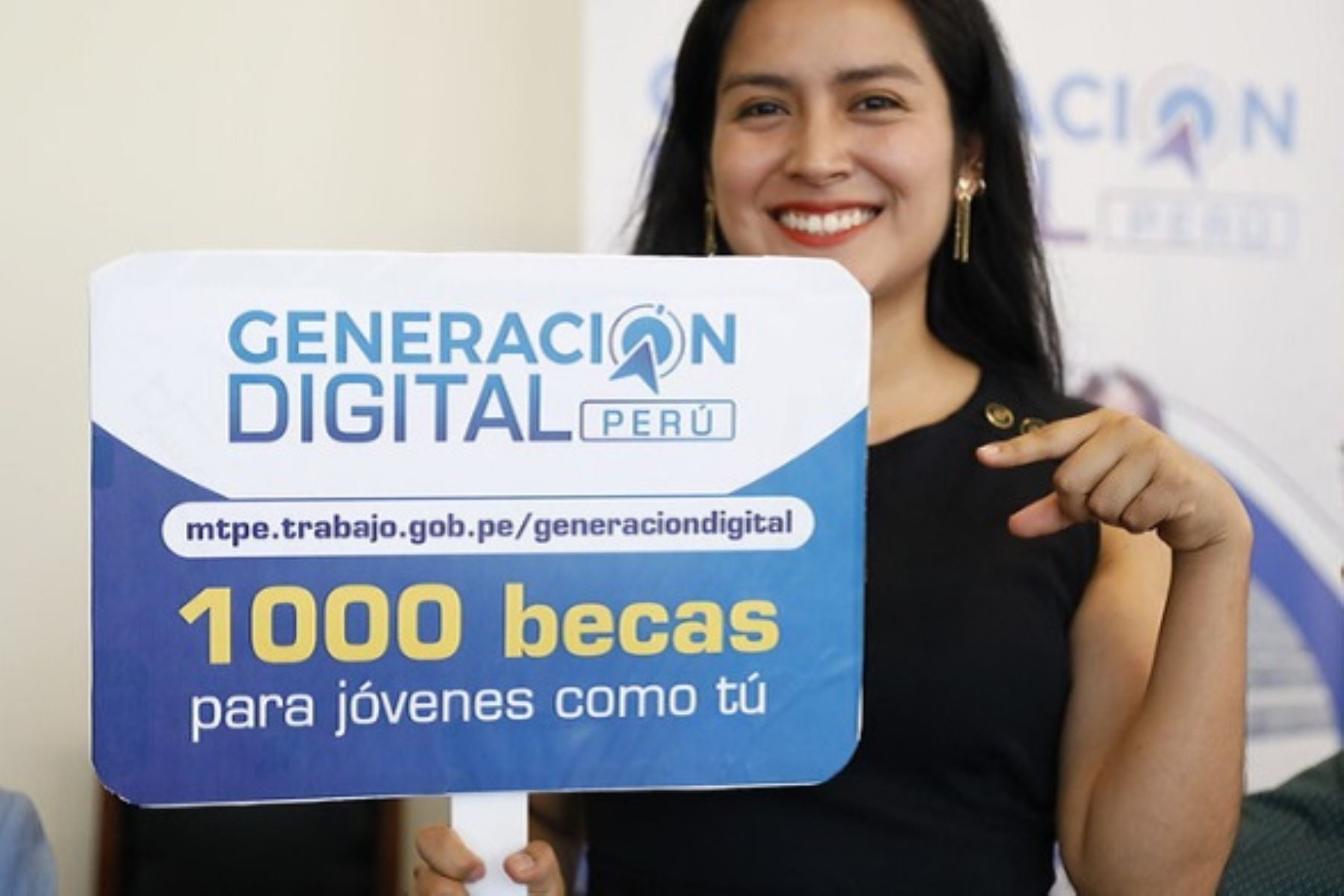Jóvenes tendrán la oportunidad de acceder a 1,000 becas integrales para capacitarse digitalmente. Foto: Cortesía.
