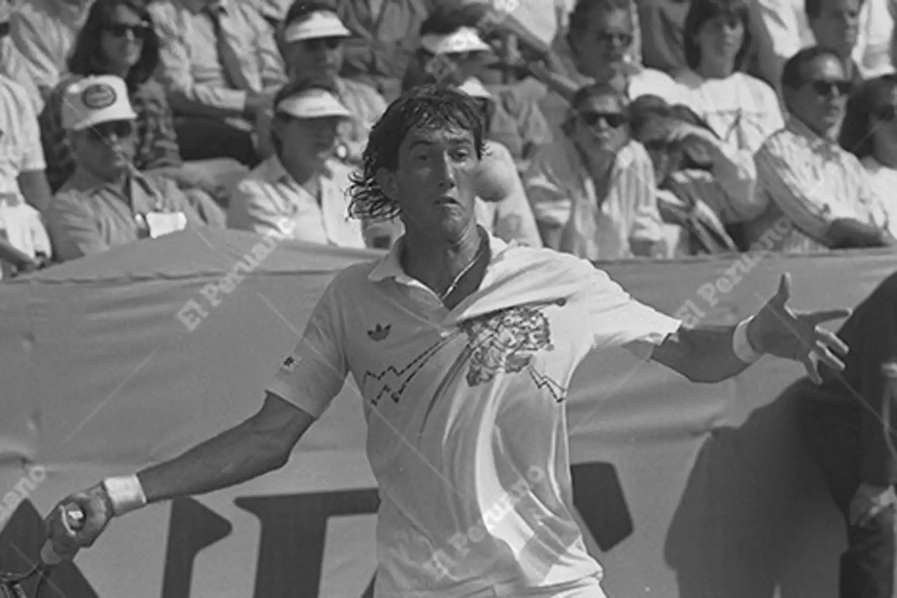 Darren Cahill es un ex- jugador de tenis australiano. Actualmente es un experimentado  entrenador de tenir, y es responsable de preparar  al actual  tenista italiano quien hizo historia levantando su primer Grand Slam en Australia.
Foto: ANDINA/archivo