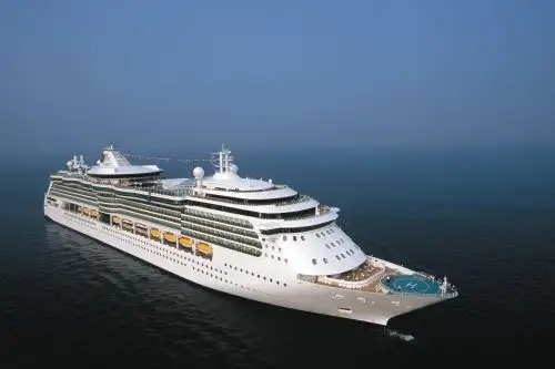 Crucero “Serenade of the Seas" llegó al Callao.