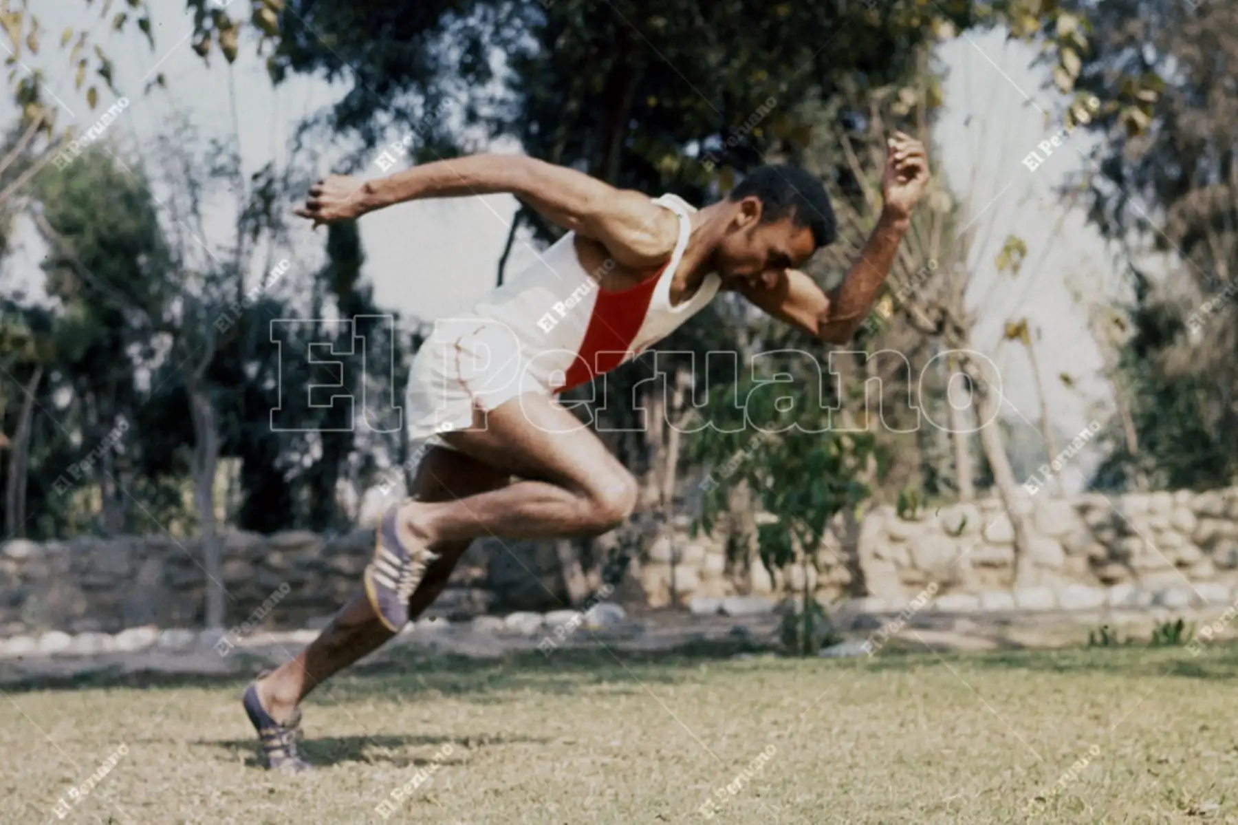 Lima - Década 1970 / Fernando Acevedo, campeón sudamericano de atletismo. Foto: Archivo Histórico de El Peruano
