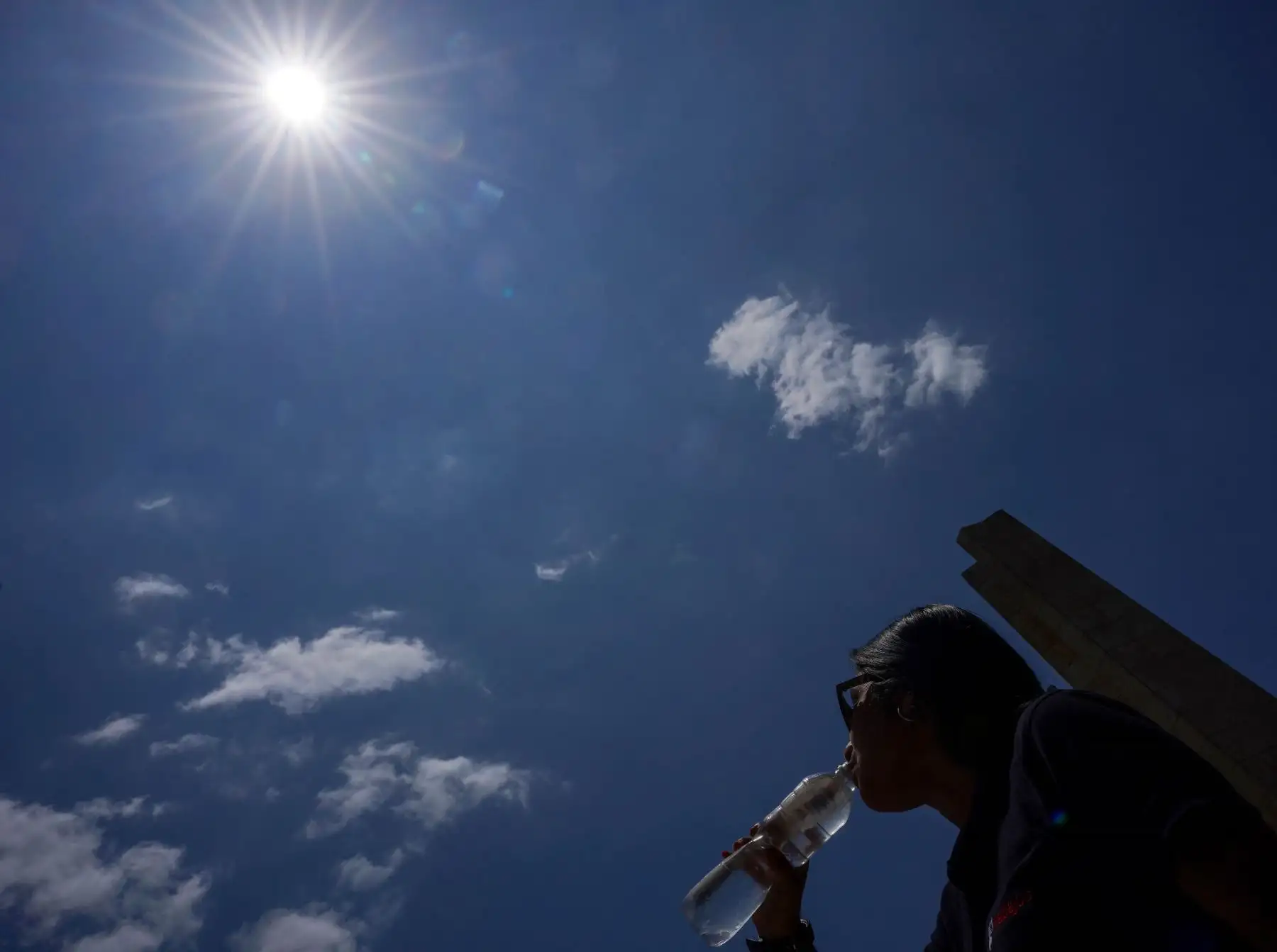 La ola de calor que soporta Ica continuará esta semana y de acuerdo al Senamhi se esperan valores de hasta 36 °C y una sensación térmica que bordeará los 40 °C. Foto: Genry Bautista.