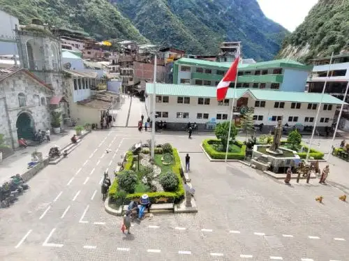 Todo se encuentra listo en Machu Picchu Pueblo para el inicio de la mesa de diálogo. Se espera el arribo de la comitiva ministerial.