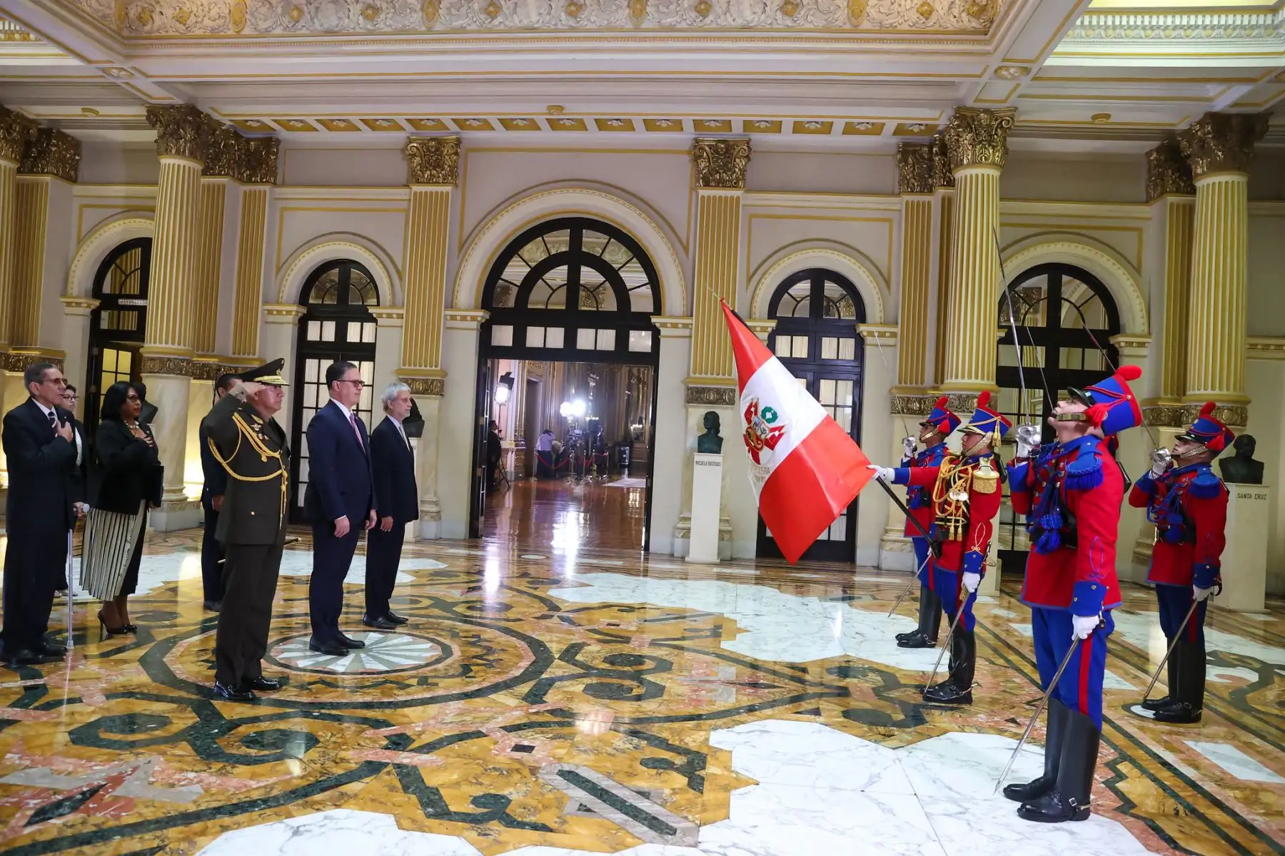 La presidenta de la república, Dina Ercilia Boluarte Zegarra, participó en la presentación de cartas credenciales de embajadores residentes en el Perú.
Foto: ANDINA/Presidencia Perú