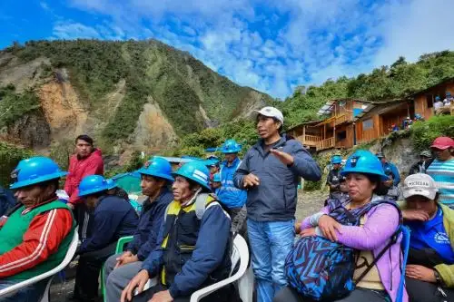 El Minem, a través de la DGFM, se comprometió intermediar para que los mineros artesanales de las comunidades puedan lograr contratos de explotación con los titulares de concesión. Foto: Cortesía.