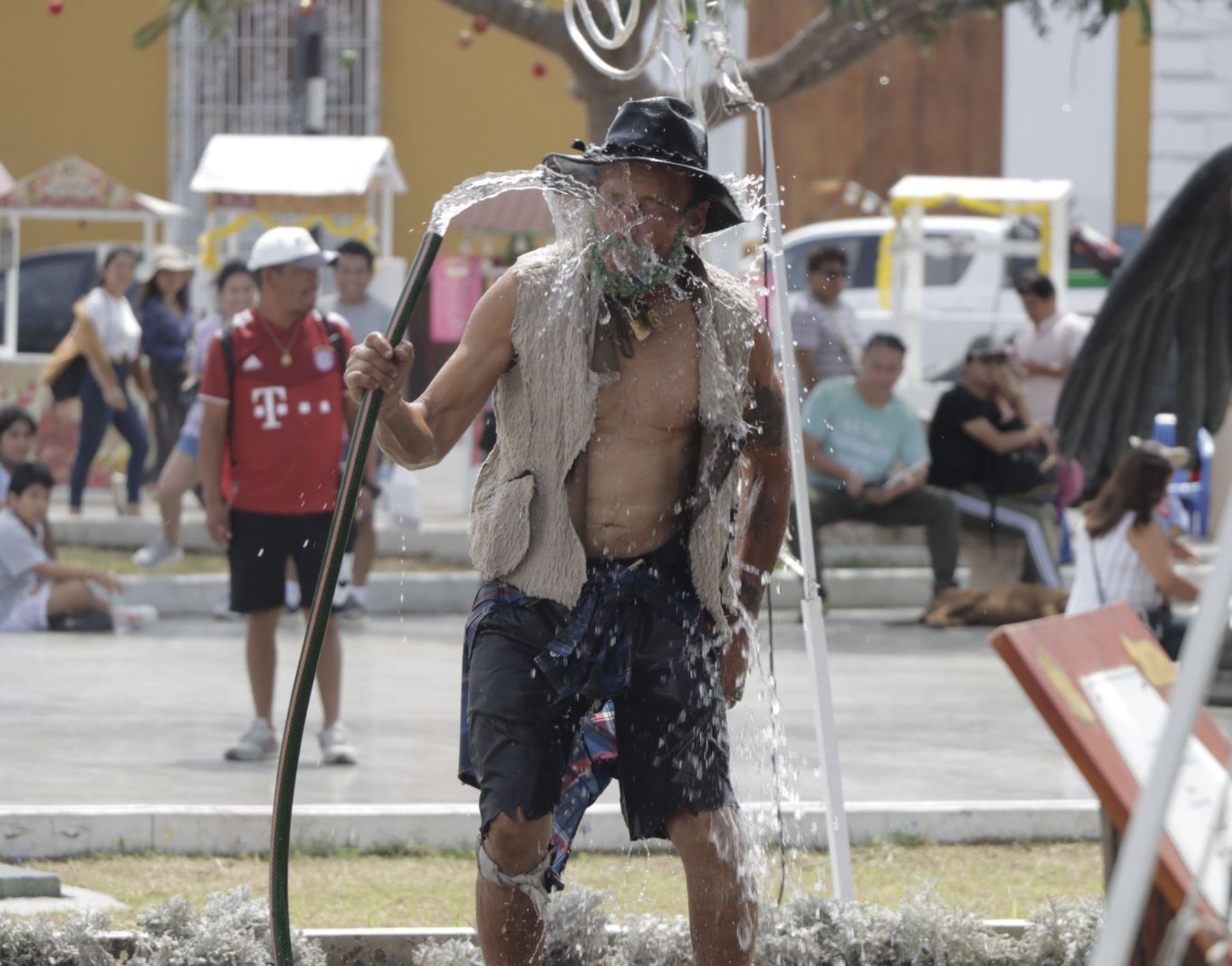 La ola de calor continuará en la ciudad de Trujillo. Senamhi prevé que se presentará temperaturas de hasta 31.5°C, más de 2 grados de lo habitual en esta época del año. Foto: Luis Puell