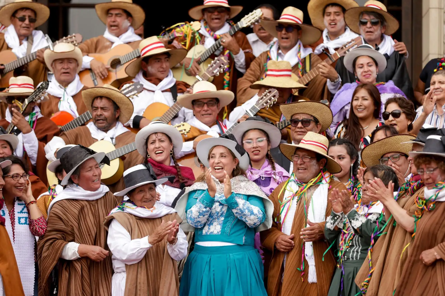 Presidenta de la república, Dina Ercilia Boluarte Zegarra, participó de la ceremonia de lanzamiento del Carnaval Lirqueño de Huancavelica, Patrimonio Cultural de la Nación, la misma que fue realizada en el Patio de Honor de Palacio de Gobierno.
Foto: ANDINA/Presidencia Perú