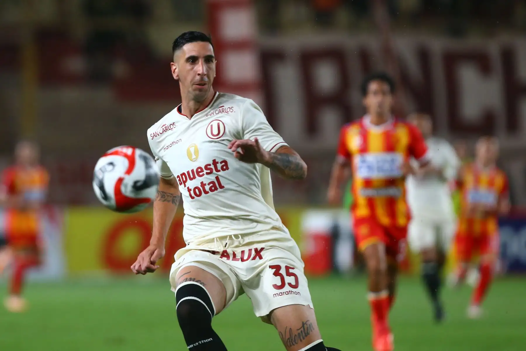 Universitario de Deportes se enfrenta al club Atlético Grau por la fecha 2 de la Liga 1 Apertura  en el estadio Monumental de Ate. 
Foto: ANDINA/Eddy Ramos